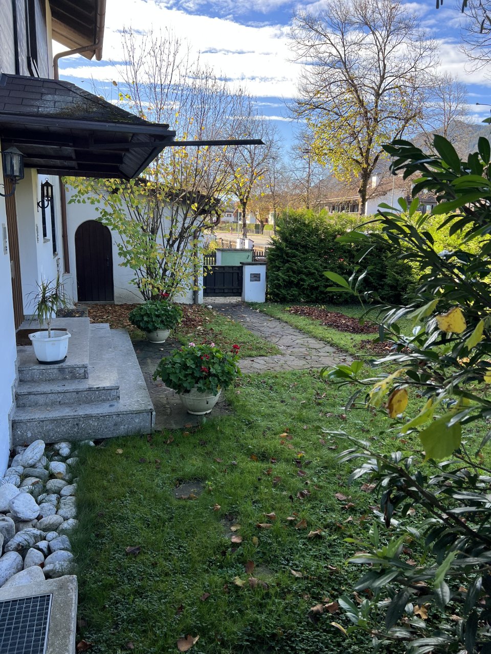 Zwei Doppelhaushälften  mit Bergblick und Südgarten in Garmisch-Partenkirchen