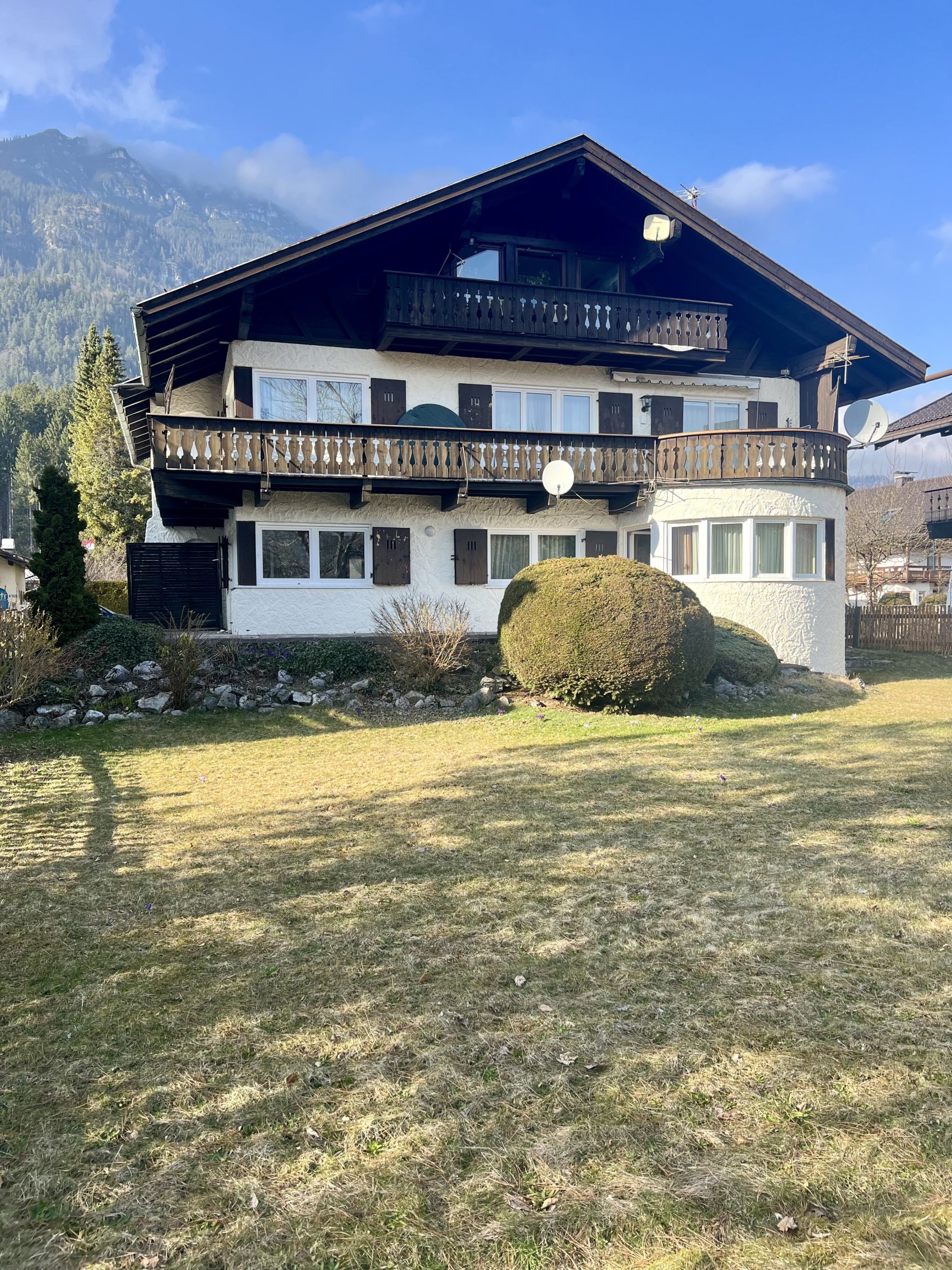 Charmantes Mehrfamilienhaus in Bestlage von Garmisch-Partenkirchen