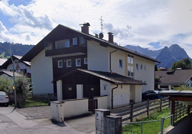 Garmisch-Partenkirchen: Gemütliche 3 Zimmerwohnung in zentraler Lage von Garmisch-Partenkirchen Garmisch-Partenkirchen: Gemütliche 3 Zimmerwohnung in zentraler Lage von Garmisch-Partenkirchen