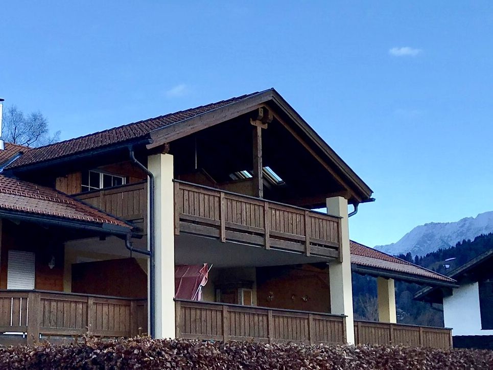 Gemütliche Dachgeschosswohnung mit tollem Bergblick